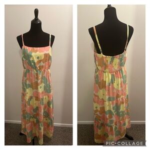 NWT size XL Smocked Back Dress by Social Standard